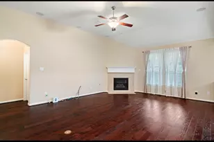 2003 Pleasant Springs Ln, Pearland, TX 77089 - Photo 8