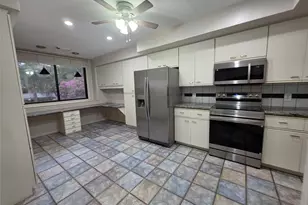 2013 Enterprise Ave, League City, TX 77573 - Photo 4