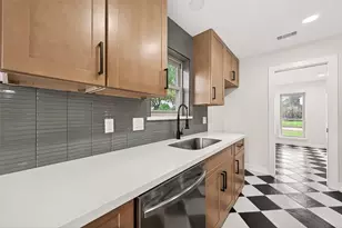 11906 Meadowdale Dr, Stafford, TX 77477 - Photo 14