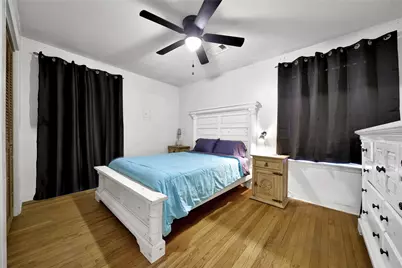 4210 Gardendale Drive, Houston, TX 77092 - Photo 16