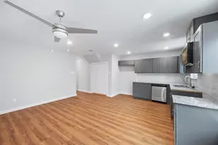 7737 Orebo St A-B, Houston, TX 77088 - Photo 4