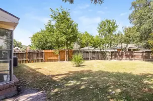 13427 Boonway Dr, Houston, TX 77045 - Photo 16