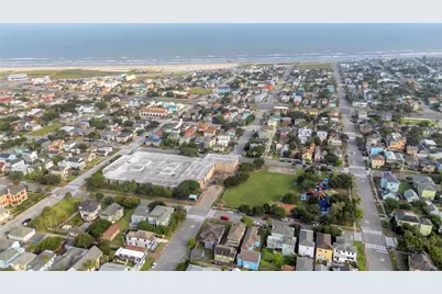 614 11th Street, Galveston, TX 77550 - Photo 32