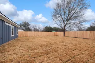205 Lock Ln, Bryan, TX 77803 - Photo 24