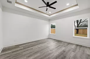 205 Lock Ln, Bryan, TX 77803 - Photo 18