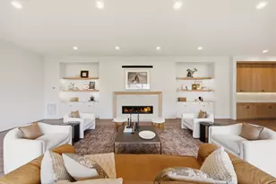 2015 Harvard St, Houston, TX 77008 - Photo 2