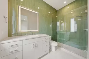 2015 Harvard St, Houston, TX 77008 - Photo 36