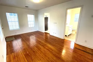 4334 Jefferson St, Houston, TX 77023 - Photo 2