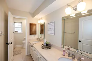 15719 Crestbrook Dr, Houston, TX 77059 - Photo 32