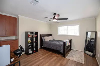 15719 Crestbrook Drive, Houston, TX 77059 - Photo 28