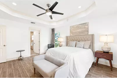 10611 Deerwood Road, Houston, TX 77042 - Photo 16