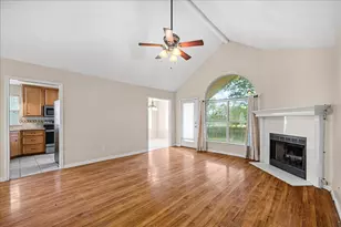2601 Oakwood Drive, Brenham, TX 77833 - Photo 4