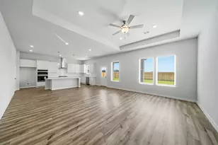 103 Lake Woodshore Ct, Clute, TX 77531 - Photo 2
