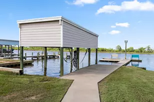 124 Seagull, Sargent, TX 77414 - Photo 10
