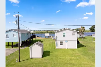 124 Seagull, Sargent, TX 77414 - Photo 6