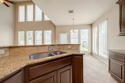 16010 Juniper Shores Drive, Houston, TX 77044 - Photo 12