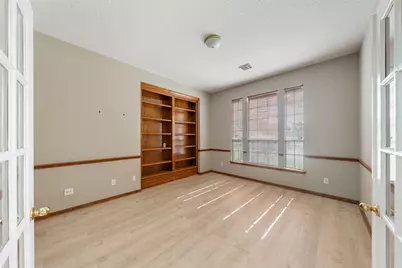 4023 N Dawn Cypress Court, Houston, TX 77059 - Photo 10