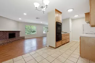 32 Marabou Pl, The Woodlands, TX 77380 - Photo 4