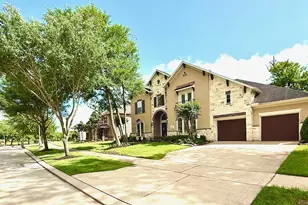 5403 Lockwood Bend Ln, Sugar Land, TX 77479 - Photo 1