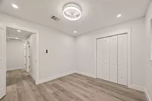 12711 Claygate Dr, Houston, TX 77047 - Photo 10
