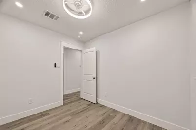 12711 Claygate Drive, Houston, TX 77047 - Photo 16