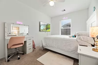 7207 Clover Chase Drive, Katy, TX 77493 - Photo 18