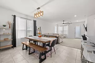 2515 Hawthorn Park Ct, Houston, TX 77038 - Photo 2