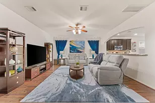 6502 Wilshire Lakes, Houston, TX 77040 - Photo 4