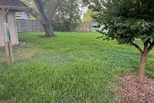 7634 Glenvista St, Houston, TX 77061 - Photo 20