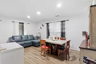 7210 Colton St, Houston, TX 77016 - Photo 2