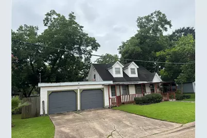 228 E 3rd Street, Deer Park, TX 77536 - Photo 1