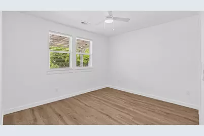 9750 Deer Trail A Drive #A, Houston, TX 77038 - Photo 12
