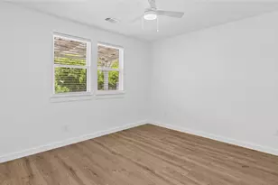 9750 Deer Trail A Dr, Houston, TX 77038 - Photo 12
