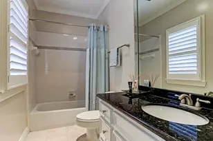 1906 Greenwich Terrace Dr, Houston, TX 77019 - Photo 16