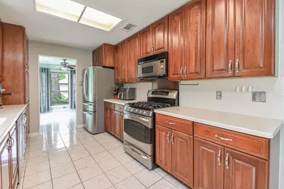 1401 Wesley Lane, Deer Park, TX 77536 - Photo 32