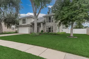 1401 Wesley Ln, Deer Park, TX 77536 - Photo 2