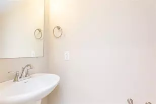 5546 Sallow Bay Ln, Fulshear, TX 77441 - Photo 12