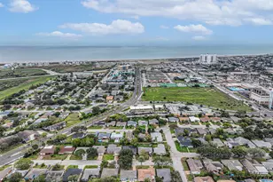 126 Tuna St, Galveston, TX 77550 - Photo 46