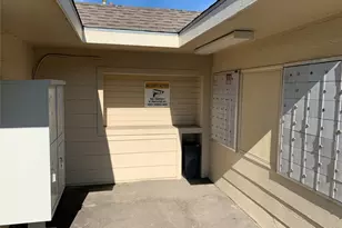 2501 Gulf Freeway, Dickinson, TX 77539 - Photo 30