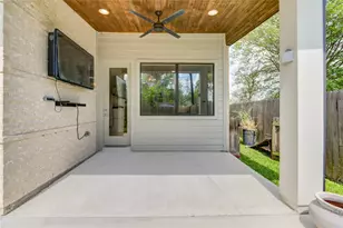 5119 Georgi Ln, Houston, TX 77092 - Photo 44