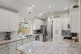 16511 Evergreen Lake Ln, Cypress, TX 77429 - Photo 6
