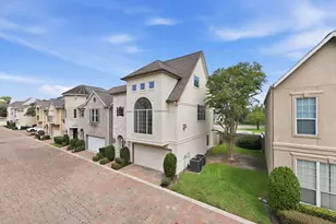 11110 Sherwood Forest Glen Dr, Houston, TX 77043 - Photo 2