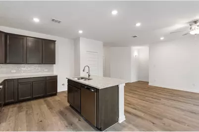 604 Rockbridge Drive, Huntsville, TX 77340 - Photo 20