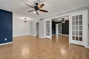 2615 Marilee Ln, Houston, TX 77057 - Photo 6