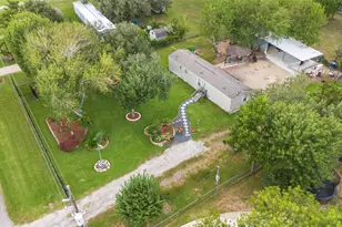 915 Airline Pl, Rosharon, TX 77583 - Photo 14