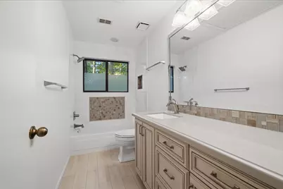 25 N Mossrock Road, The Woodlands, TX 77380 - Photo 30