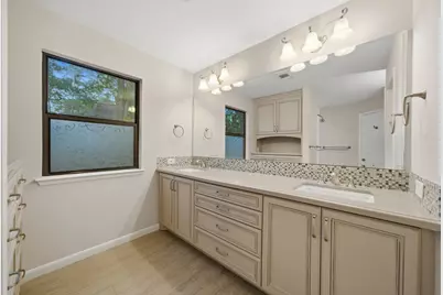 25 N Mossrock Road, The Woodlands, TX 77380 - Photo 24