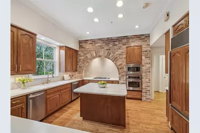 11405 Memorial Circle, Piney Point Village, TX 77024 - Photo 10