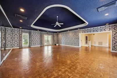 11405 Memorial Circle, Piney Point Village, TX 77024 - Photo 18