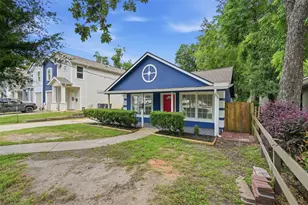 915 W Lewis St, Conroe, TX 77301 - Photo 2